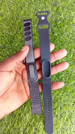 Google Fitbit Air Silicone and Nylon Strap.