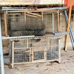 Wooden Cage With Mesh 12 Ft Length