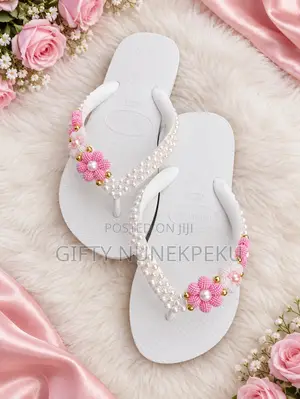 Luxury Pearl Beaded Floral Slippers for Ladies