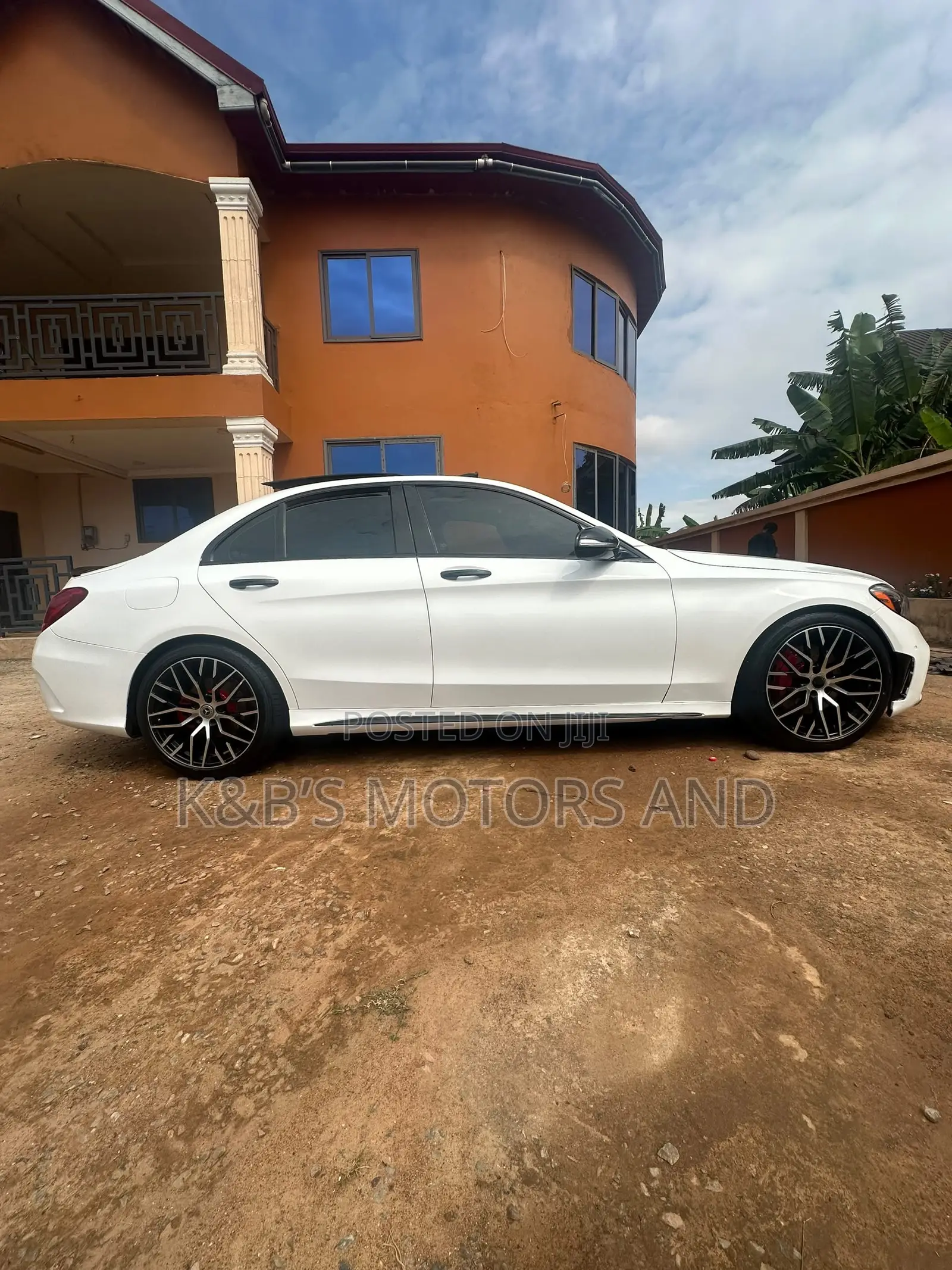 Mercedes-Benz C300 Luxury 4dr AWD 4Matic Sedan (2.0L 4cyl 7A) 2015