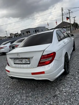 Mercedes-Benz C250 2012 White