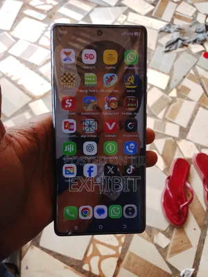 Tecno Camon 40 Pro 5G 256 GB Gray