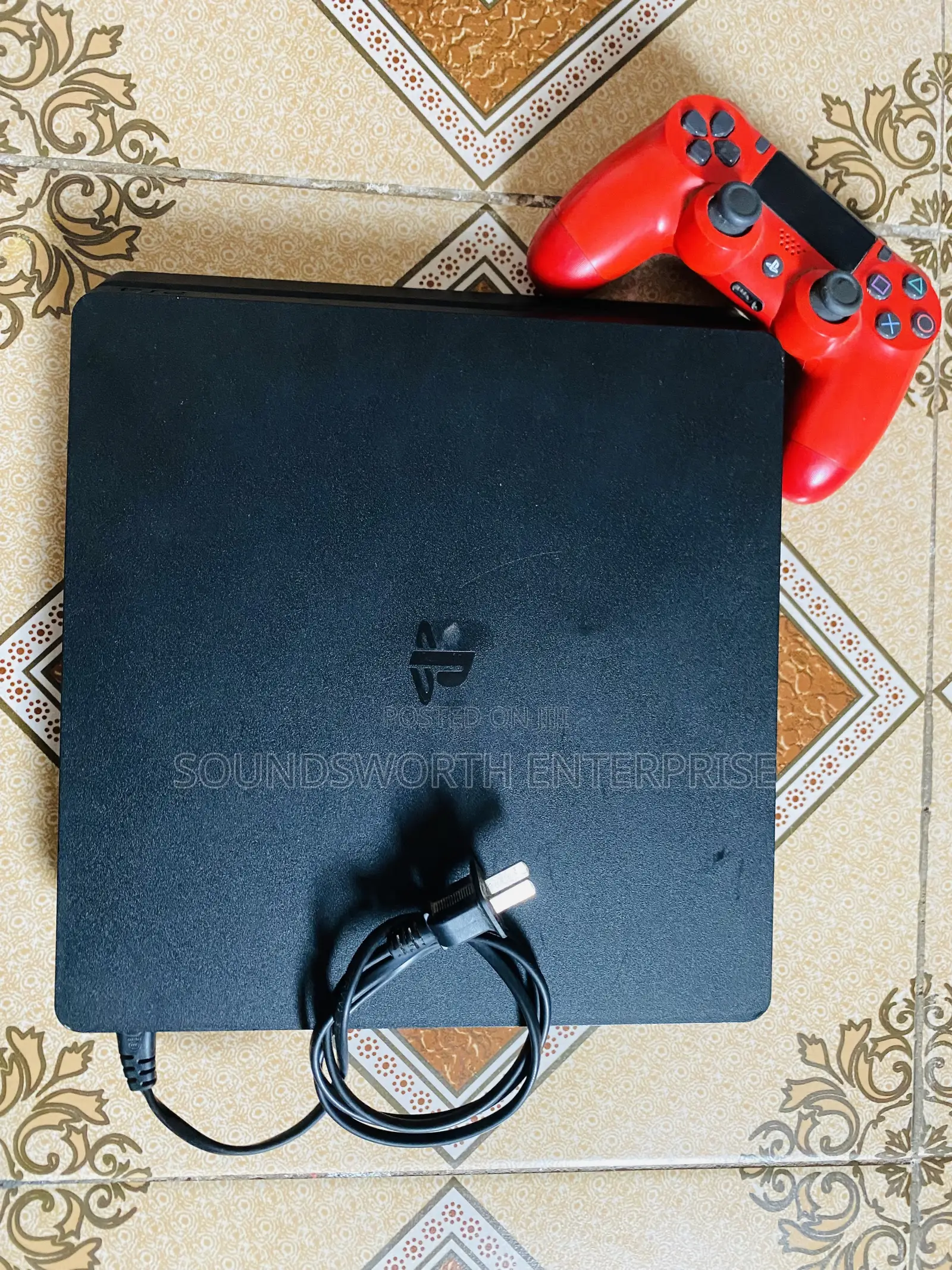 Sony PS 4 Slim