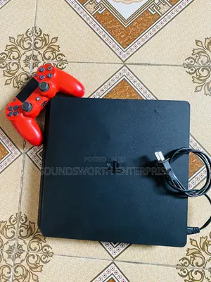 Sony PS 4 Slim