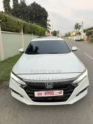 Honda Accord EX-L (2.0L 4cyl Turbo 10A) 2019 White