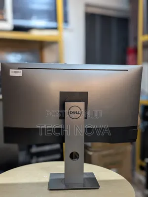 Dell U2718Q Ultra Sharp 27" Inch 4k Monitor, 3840 X 2160 at 60Hz