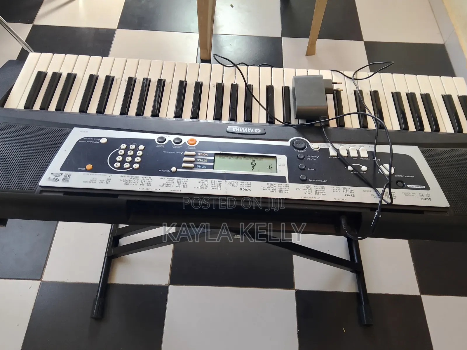 Yamaha Piano Keyboard