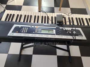 Yamaha Piano Keyboard