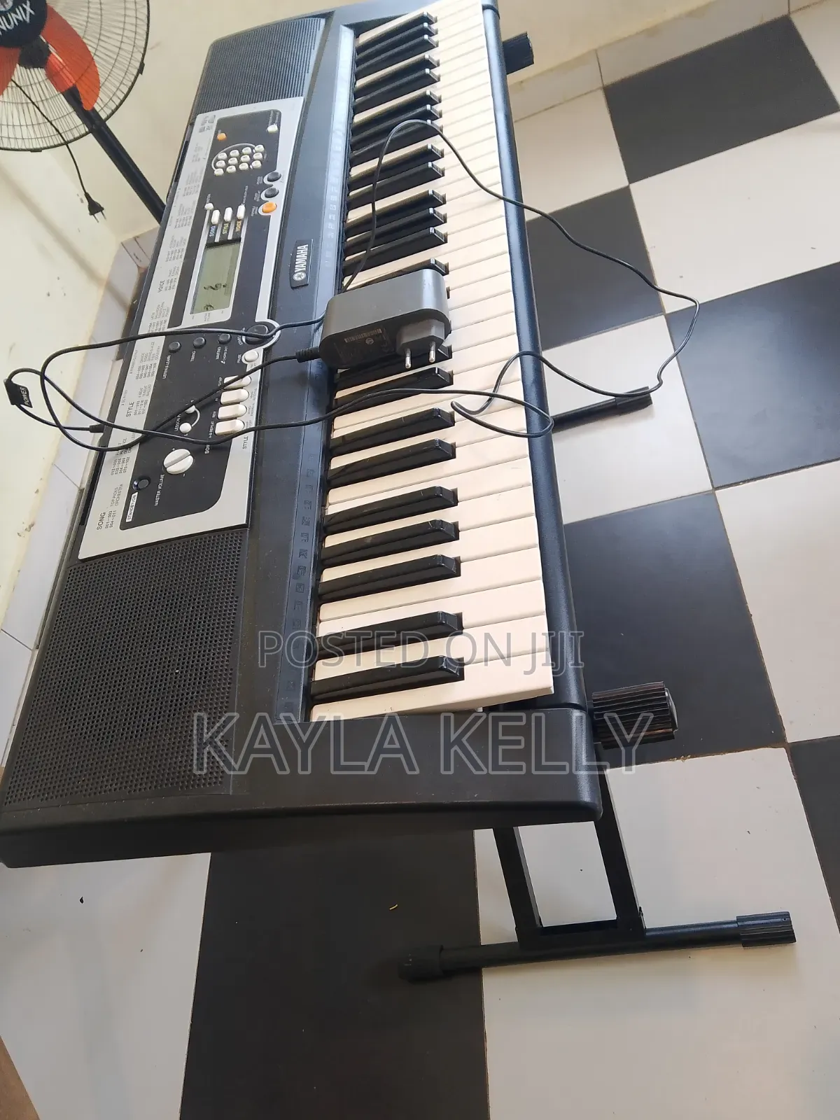 Yamaha Piano Keyboard