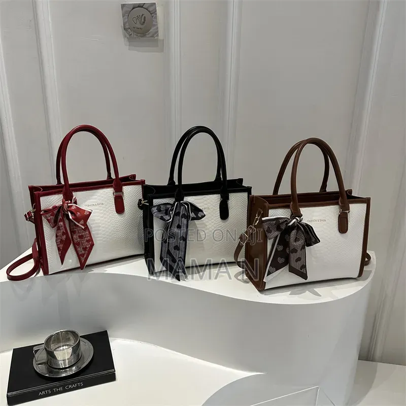 Ladies Hand Bag