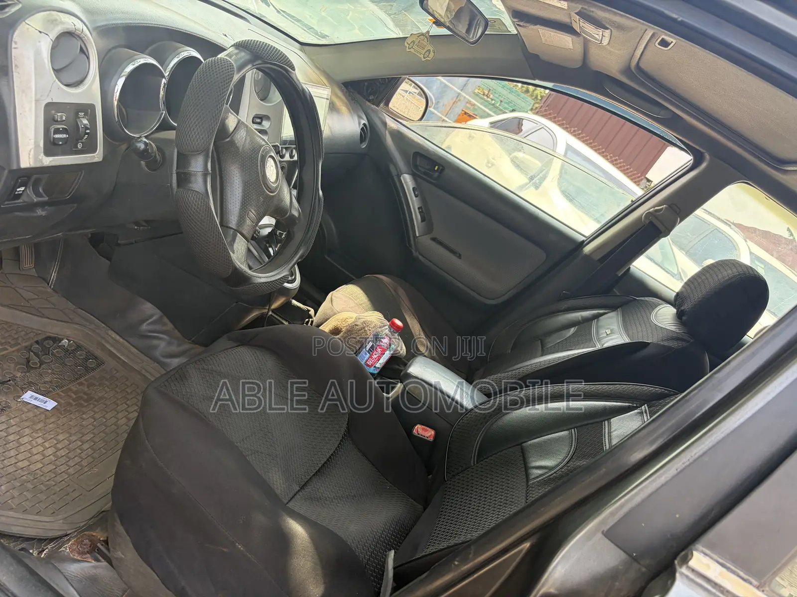 Pontiac Vibe AWD 2006 Gray