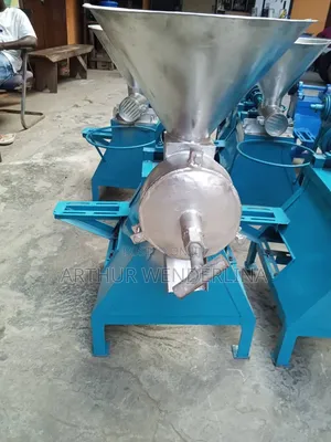 Tomatoes and Pepper Machine Grinder