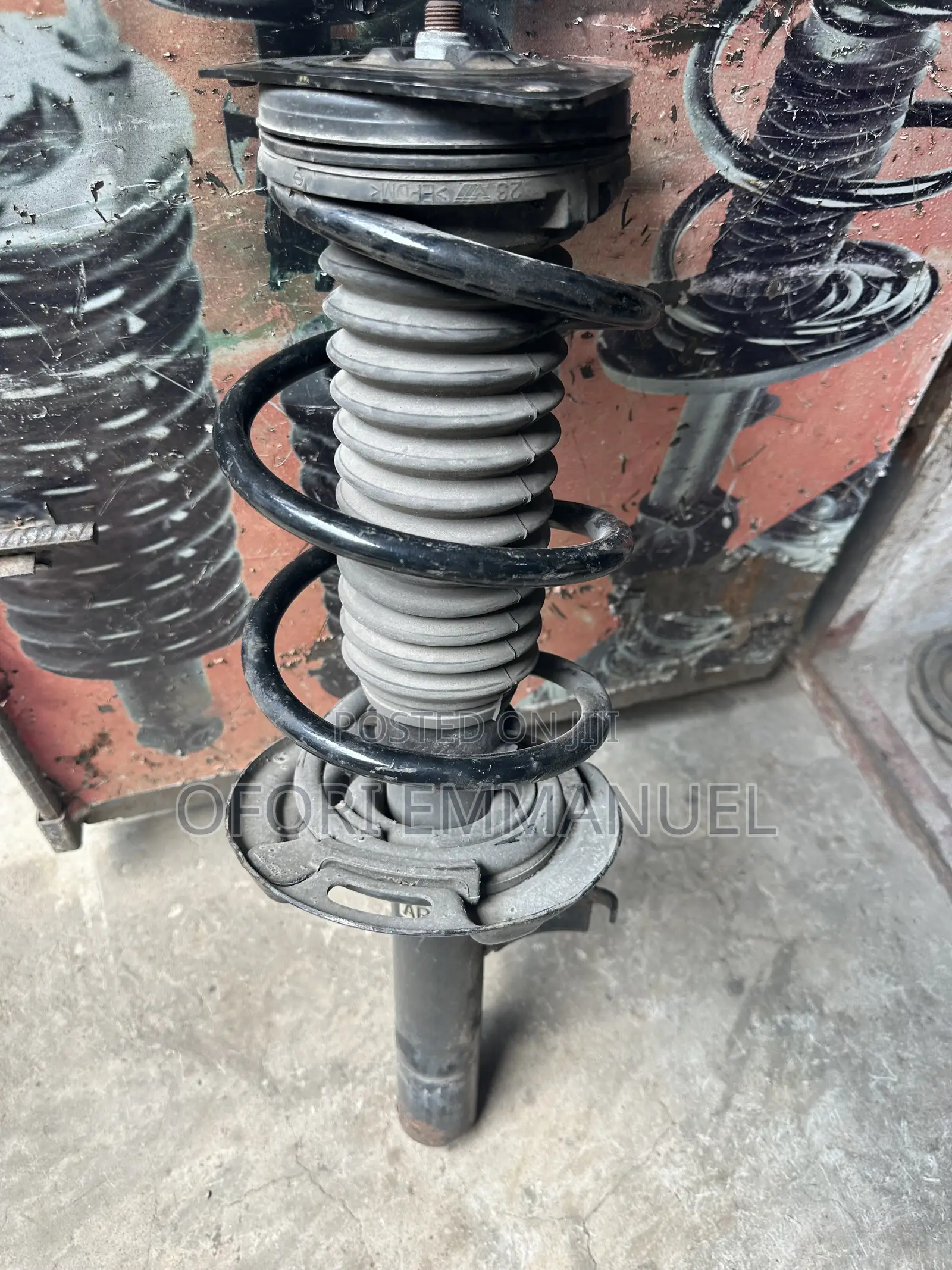Mitsubishi Outlander Front Shock 22-25