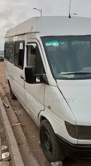 Mercedes-Benz Sprinter 2005 White