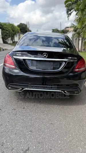 Mercedes-Benz C300 Sport Sedan RWD (2.0L 4cyl 7A) 2016 Black