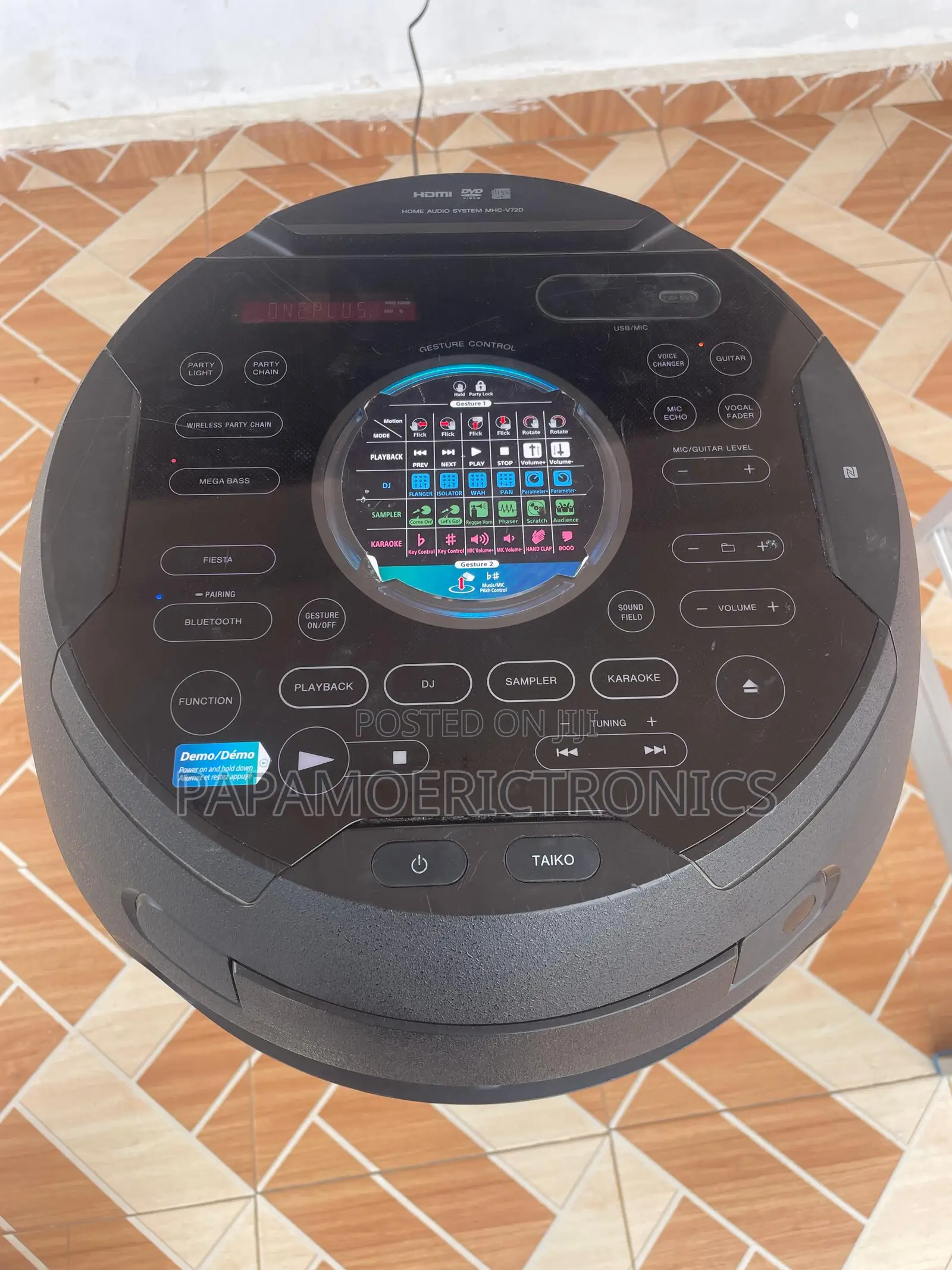 Sony MHC-V72D Is an All-in-One High-Power Party