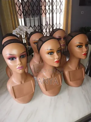 Realistic Female Mannequin Head