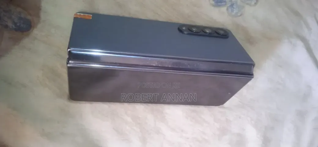 Samsung Galaxy Z Fold4 256 GB Gray