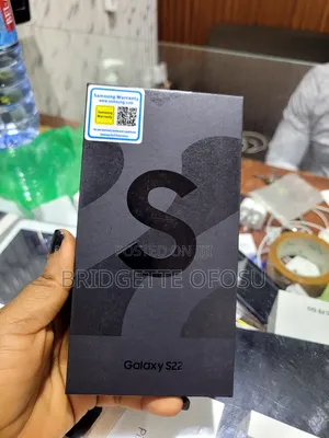 New Samsung Galaxy S22 5G 128 GB Black