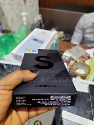 New Samsung Galaxy S22 5G 128 GB Black