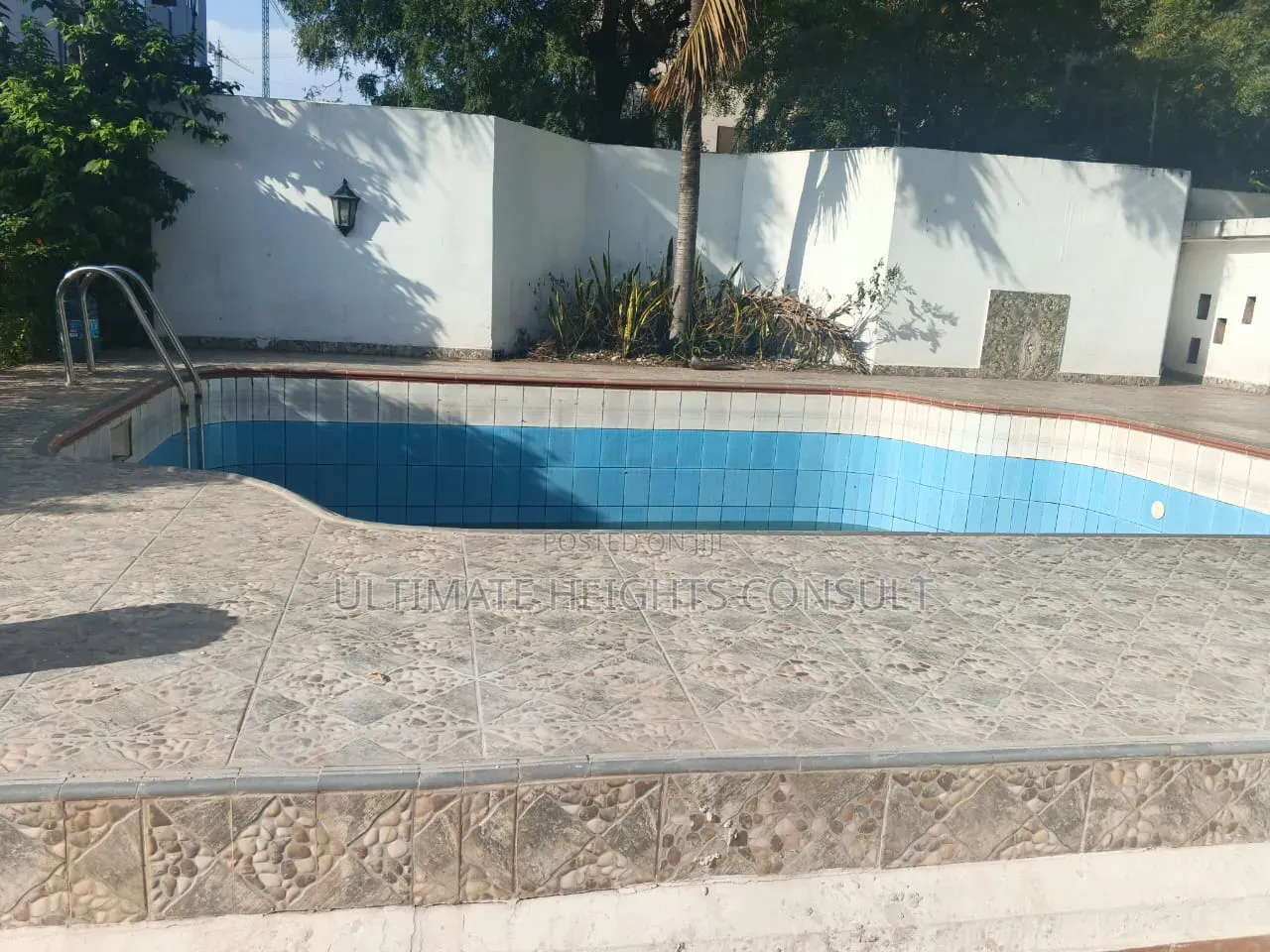 4bdrm House in Airport Residential for rent