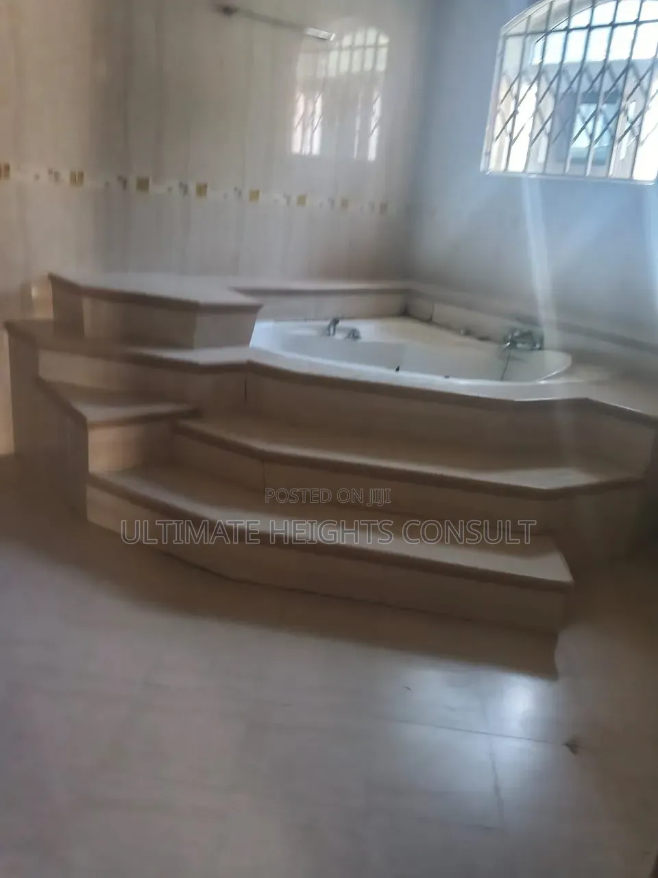 4bdrm House in Airport Residential for rent