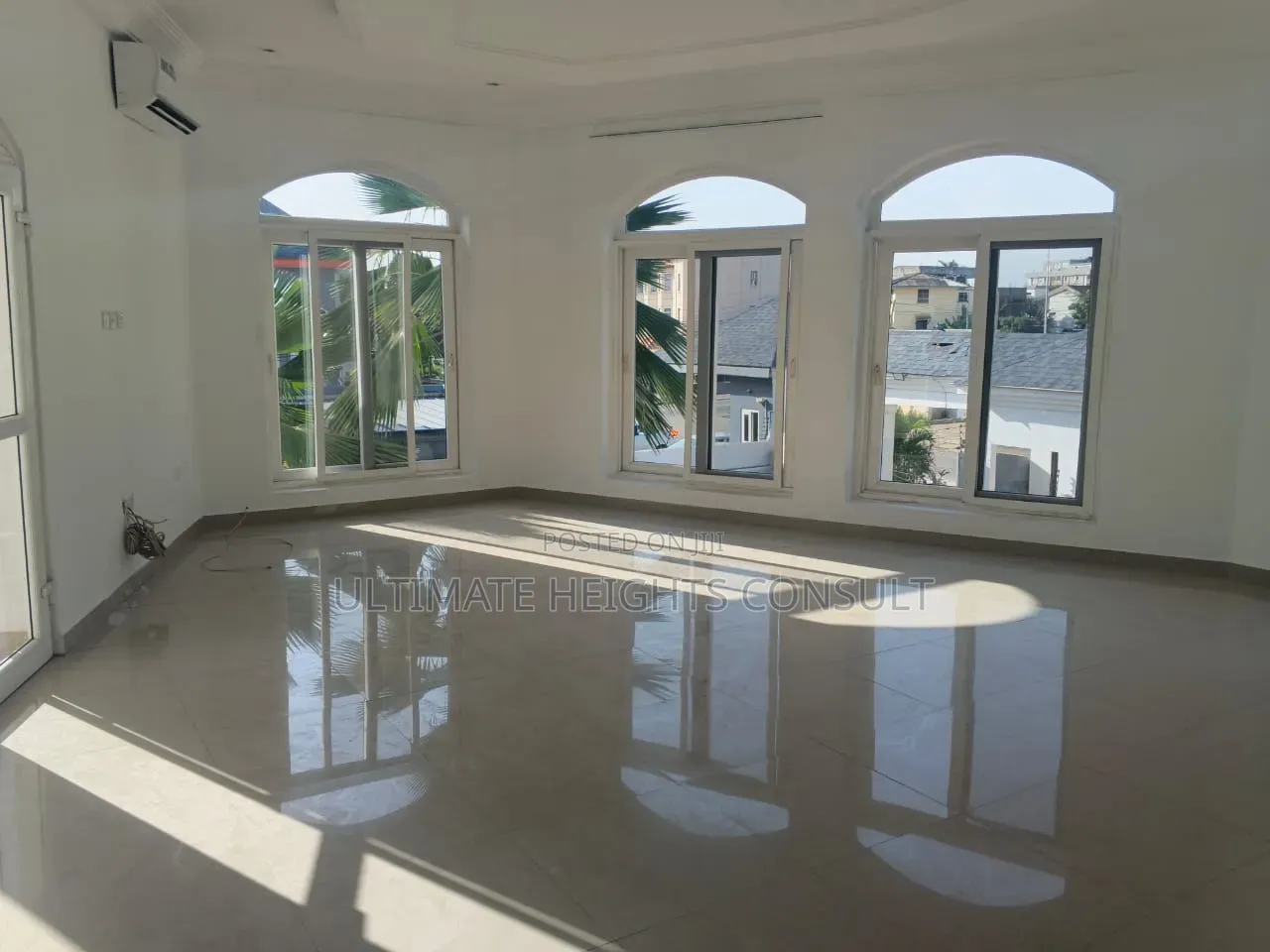 4bdrm House in Airport Residential for rent