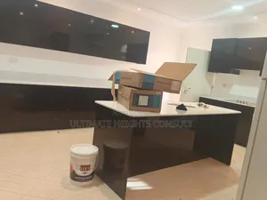 4bdrm House in Airport Residential for rent