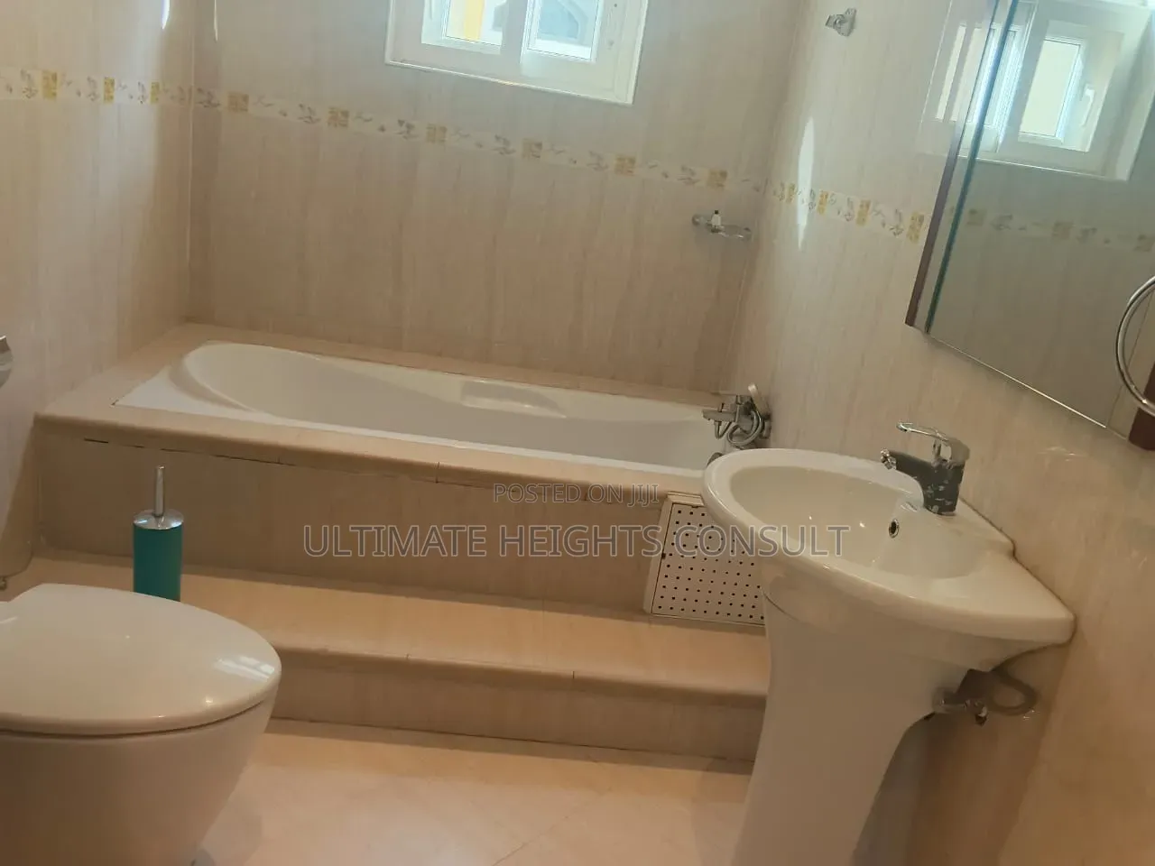 4bdrm House in Airport Residential for rent