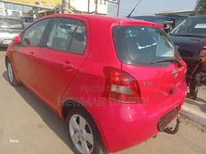 Toyota Yaris 2008 Red