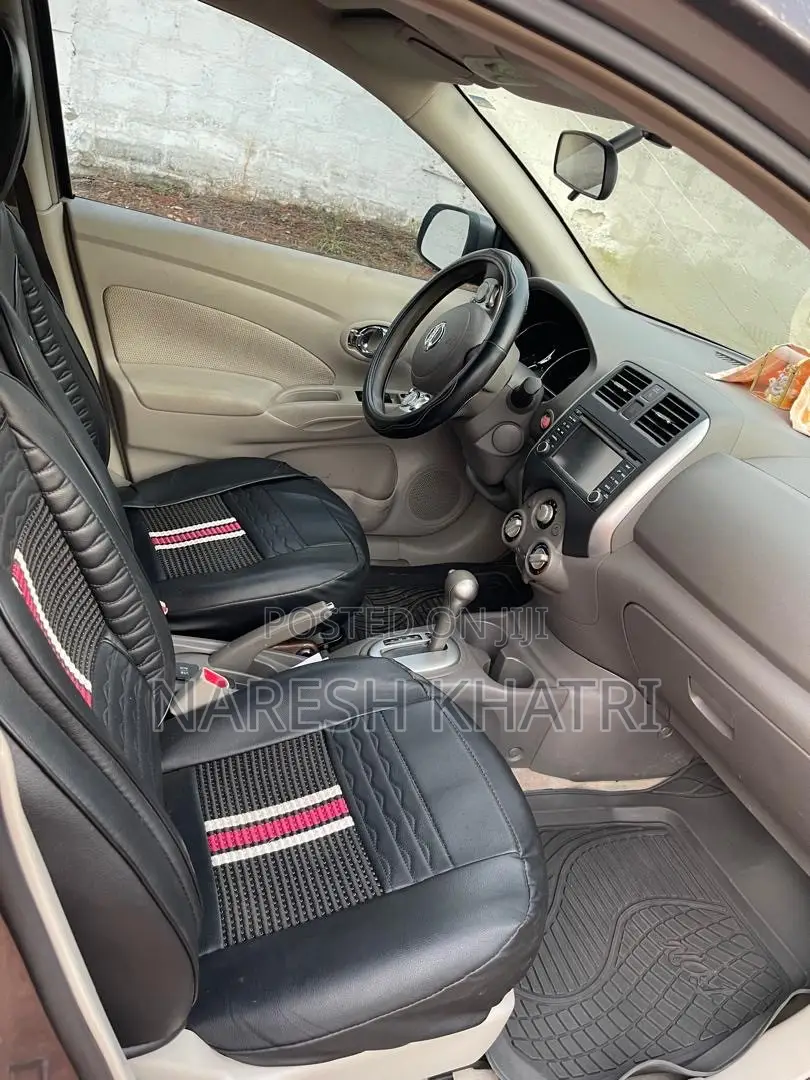 Nissan Versa 2014 Brown