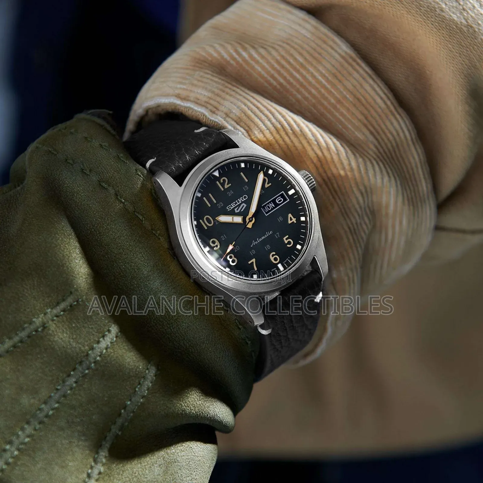 Seiko 5 Automatic Gent's Dress Watch 42mm Case Size