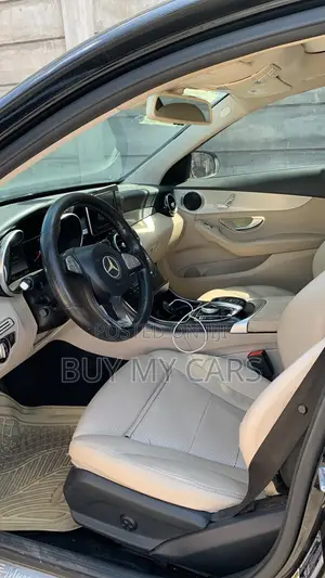 Mercedes-Benz C300 Luxury 4matic Sedan AWD (2.0L 4cyl 7A) 2017 Black