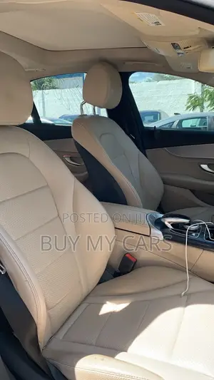 Mercedes-Benz C300 Luxury 4matic Sedan AWD (2.0L 4cyl 7A) 2017 Black