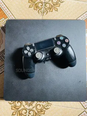 Sony PS 4 Slim