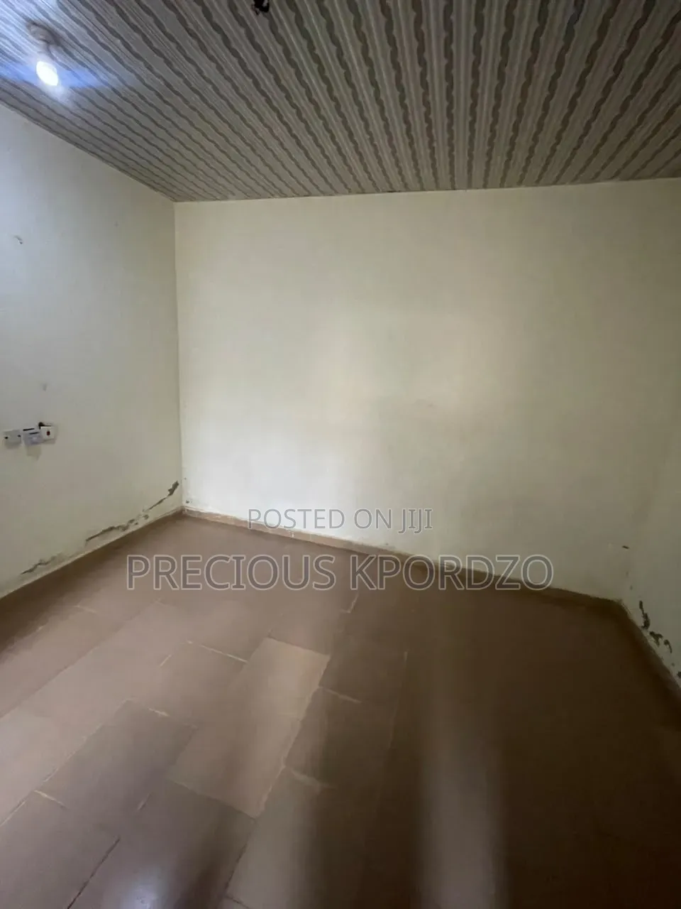 1bdrm Room & Parlour in Forster Home Adenta for rent