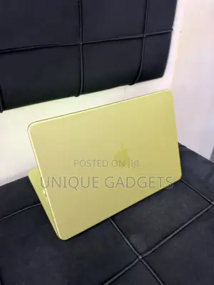 Laptop Apple MacBook Neo 2026 8GB SSD 512GB