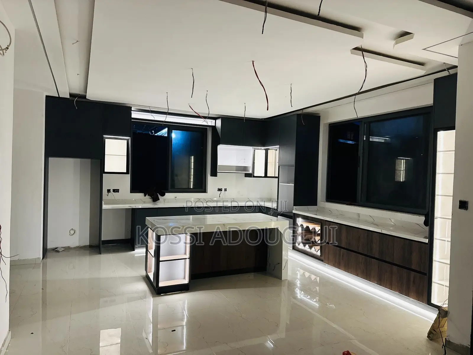 Moder Kitchen Cabinets
