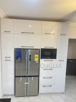 Moder Kitchen Cabinets