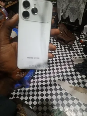 Tecno Spark 40 128 GB White