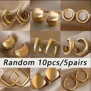 Ladies Golden Earring Set