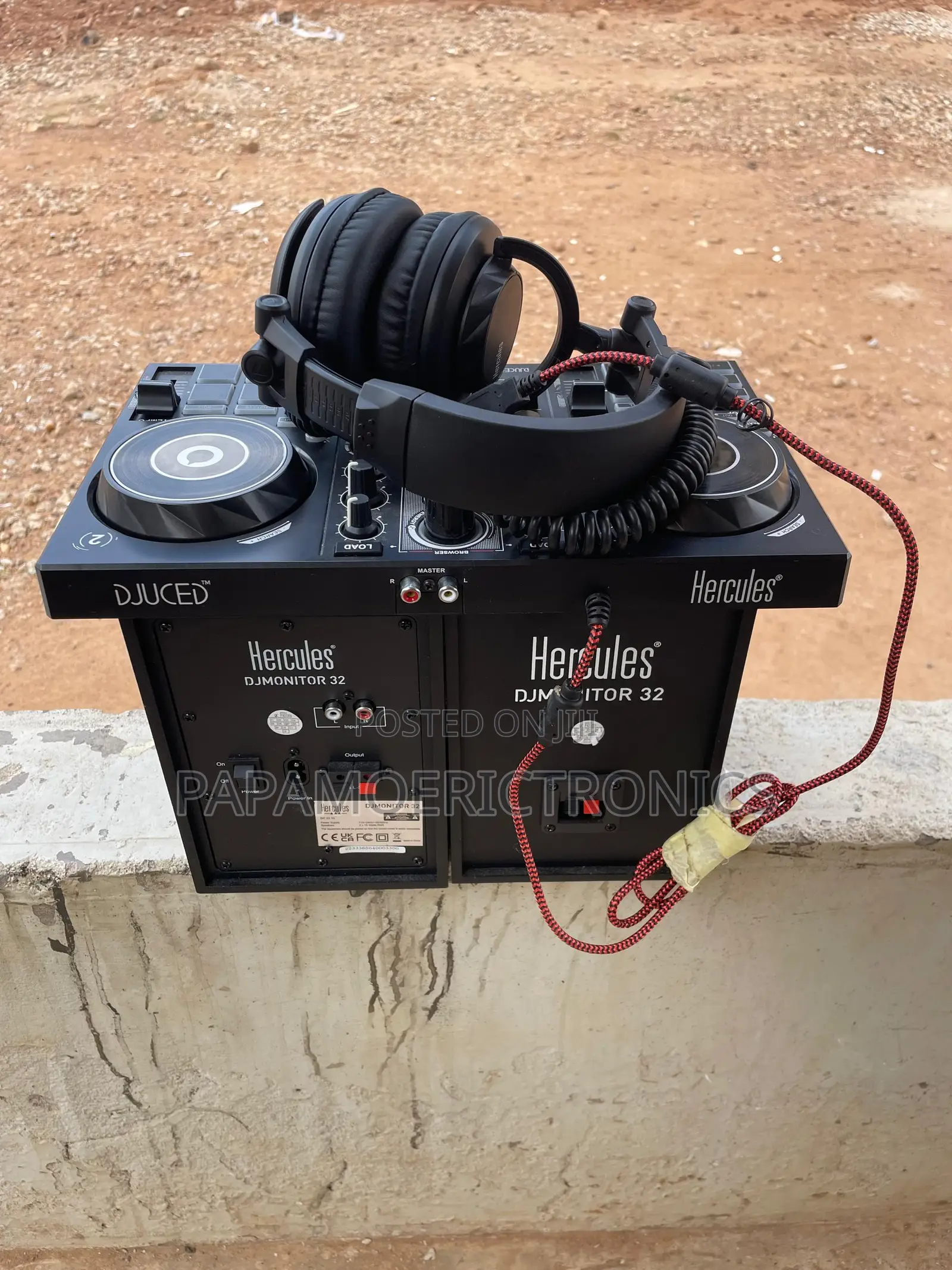 Hercules DJControl Inpulse 200