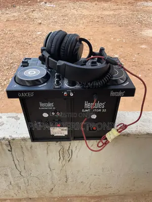 Hercules DJControl Inpulse 200