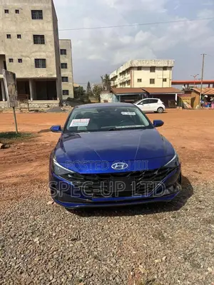 Hyundai Elantra Limited 2022 Blue