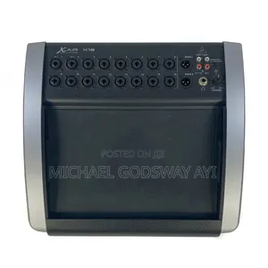 Behringer X18 Mixer
