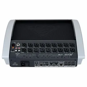 Behringer X18 Mixer
