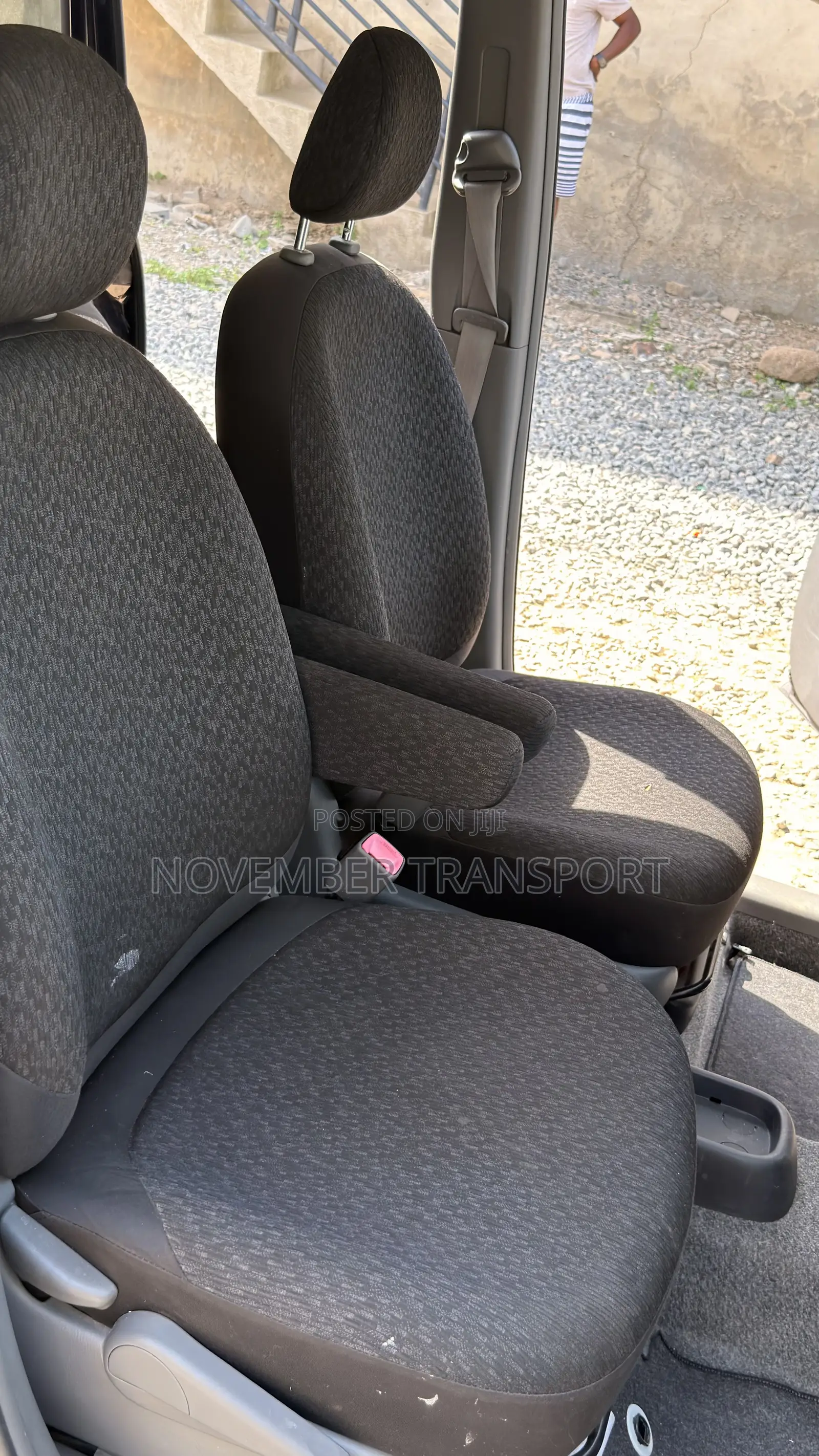 Toyota Sienta 1.5 FWD 2014 Burgundy