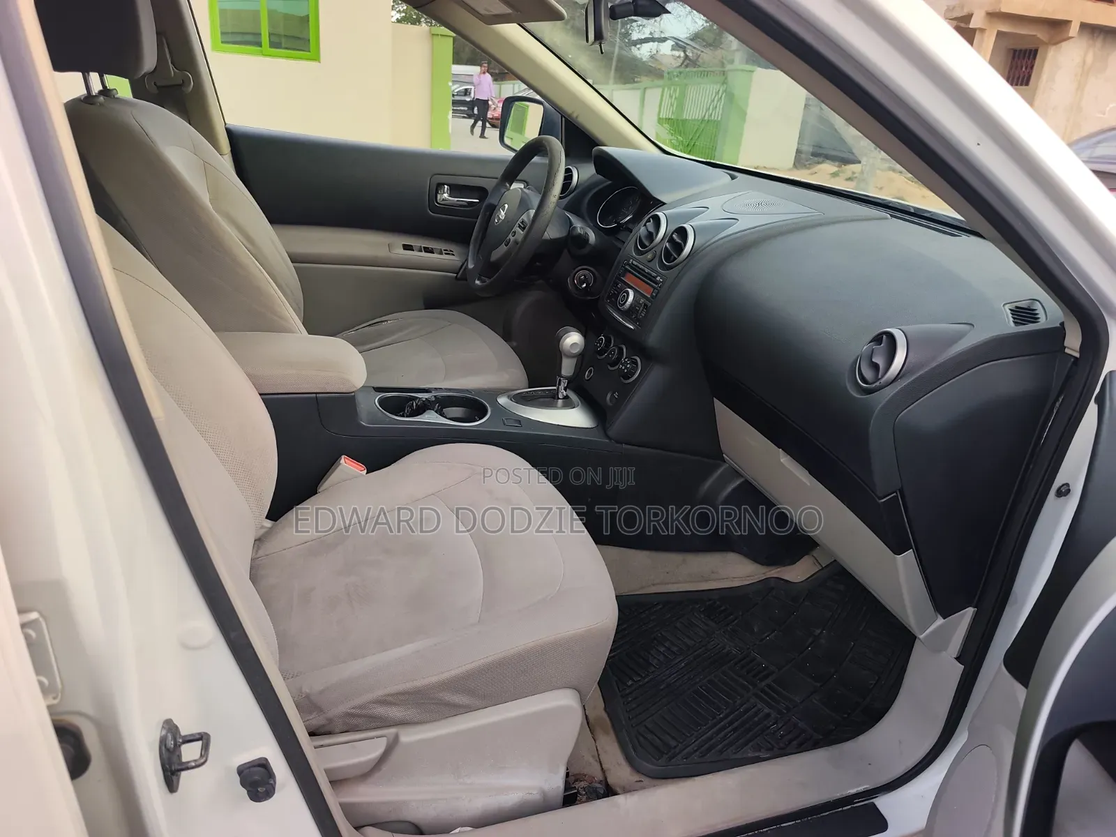 Nissan Rogue 2012 White