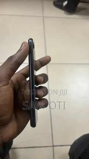 Apple iPhone XR 128 GB Black
