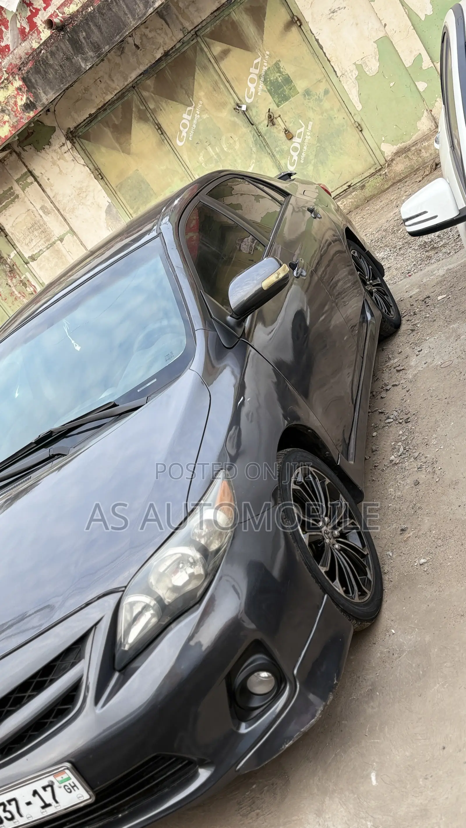 Toyota Corolla S 4dr Sedan (1.8L 4cyl 4A) 2013 Gray
